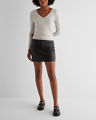 Supersoft Fitted V-Neck Long Sleeve Tee