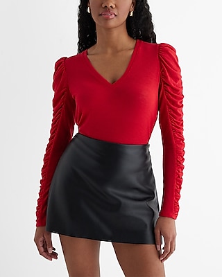 Skimming Lightweight V-Neck Ruched Long Sleeve Tee