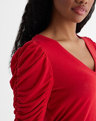 Skimming Lightweight V-Neck Ruched Long Sleeve Tee