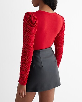 Skimming Lightweight V-Neck Ruched Long Sleeve Tee
