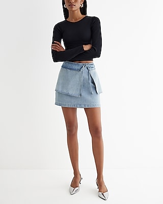 Body Contour Seamless Ribbed Long Sleeve Cropped Tee