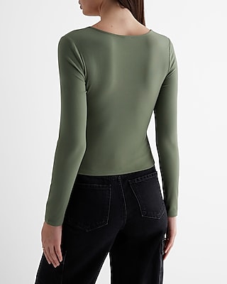 Ribbed Sweetheart Seamed Long Sleeve Tee