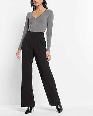 Solid V-Neck Long Sleeve Tee