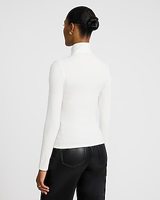 Fitted Ribbed Mock Neck Long Sleeve Tee