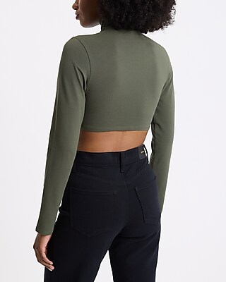 Body Contour Stretch Cotton Turtleneck Long Sleeve Cropped Tee