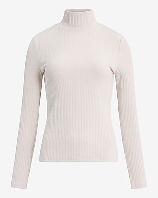 Ribbed Long Sleeve Mock Neck Tee