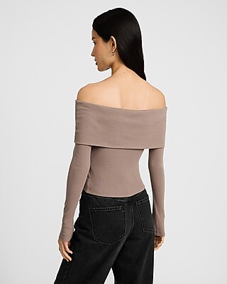 Fitted Ribbed Off The Shoulder Overlay Tee
