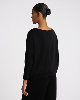 LuxEssentials Crew Neck Long Sleeve Top