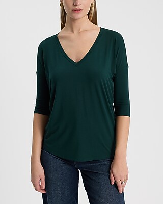 Relaxed V-Neck Three Quarter Sleeve London Tee - thumbnail 4
