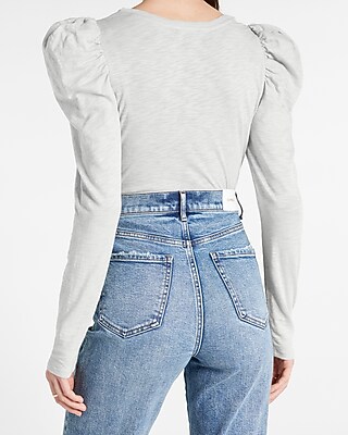 Skimming V-Neck Puff Shoulder Long Sleeve Tee