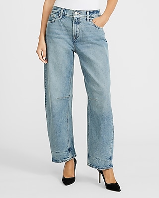 Mid Rise Light Wash Barrel Jeans