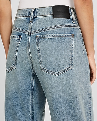 Mid Rise Light Wash Barrel Jeans