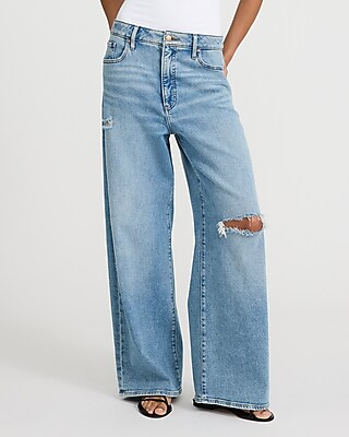 Low Rise Light Wash Ripped Baggy Jeans