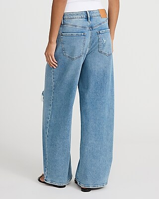 Low Rise Light Wash Ripped Baggy Jeans