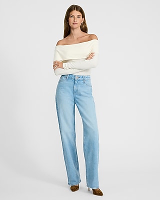Low Rise Light Wash Relaxed Straight Jeans
