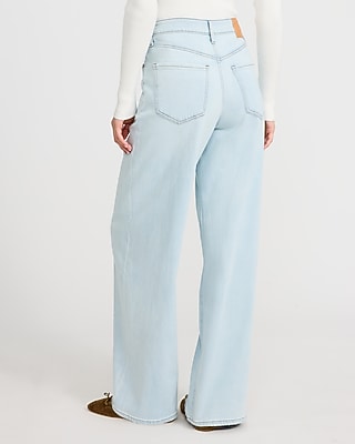 Low Slung Light Wash Baggy Jeans