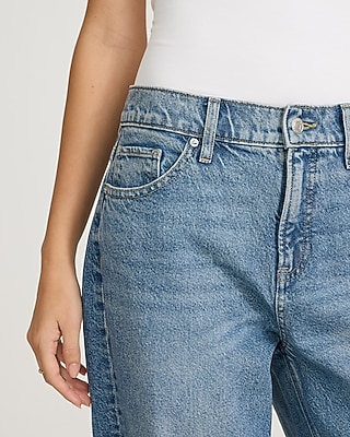 Mid Rise Light Wash Barrel Jeans