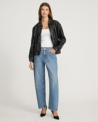 Mid Rise Light Wash Barrel Jeans