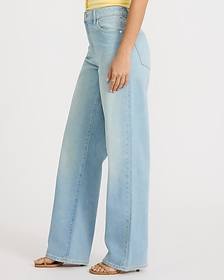 High Waisted Light Wash Relaxed Straight Jeans