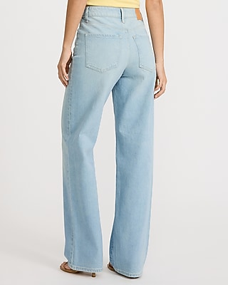 High Waisted Light Wash Relaxed Straight Jeans