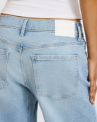 Low Slung Light Wash Barrel Ankle Jeans