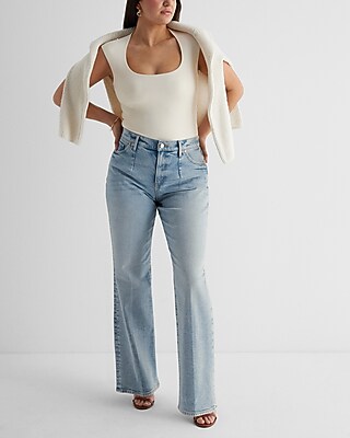 High Waisted Light Wash Pleated Wide Leg Jeans