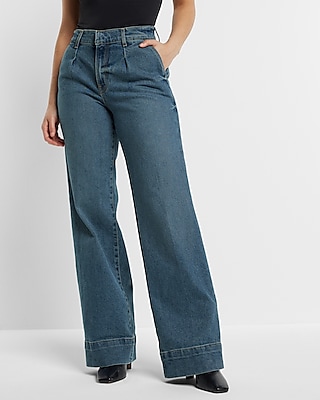 High Waisted Medium Wash Pleated Wide Leg Jeans