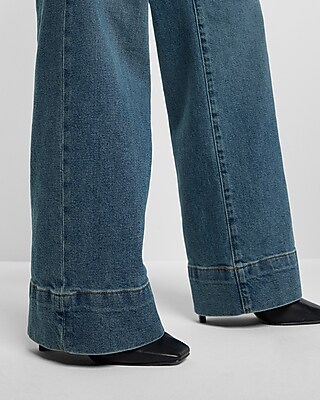 High Waisted Medium Wash Pleated Wide Leg Jeans