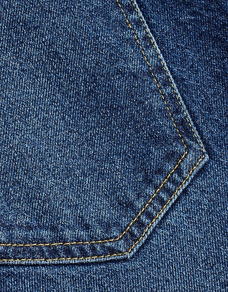 Dark Wash Embroidered Detail Wide Waist Band Jeans – Denise's