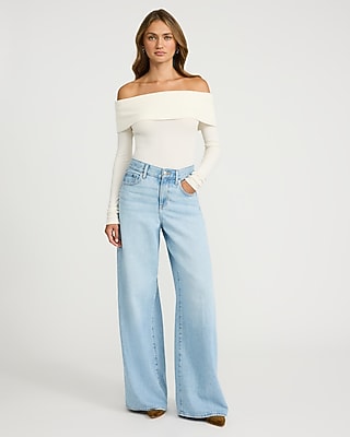 High Waisted Light Wash Relaxed Wide Leg Jeans