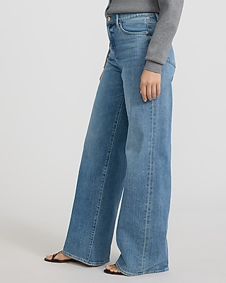 High Waisted Light Wash Wide Leg Jeans