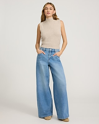 High Waisted Light Wash Relaxed Wide Leg Jeans