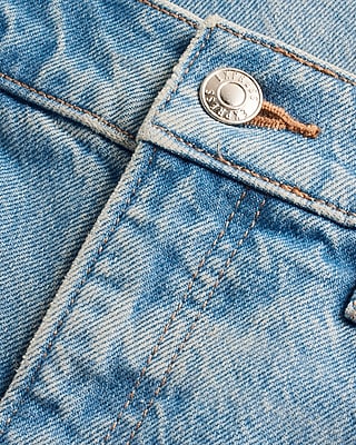 Mid Rise Light Wash '70s Flare Jeans