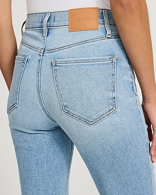High Waisted Light Wash '70s Flare Jeans