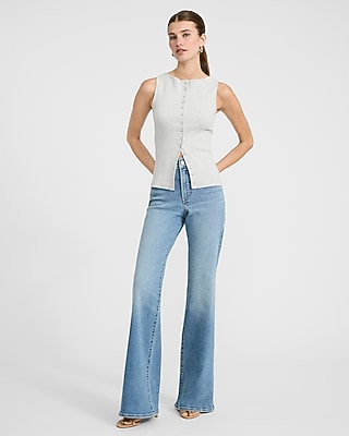 High Waisted Light Wash '70s Flare Jeans