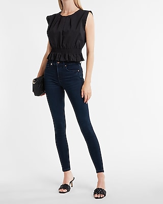 dark washed skinny jeans