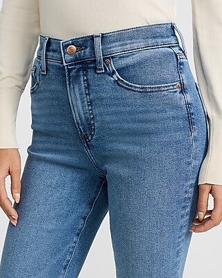 High Waisted Light Wash '90s Slim Jeans