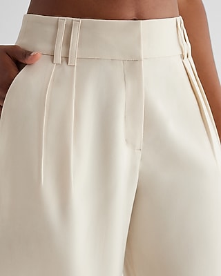High Waisted Pleated Gaucho Pant | Express