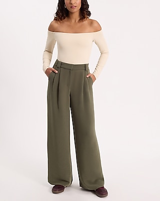 High Waisted Pleated Trouser