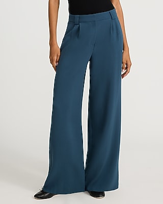 Signature Crepe High Waisted Relaxed Trouser