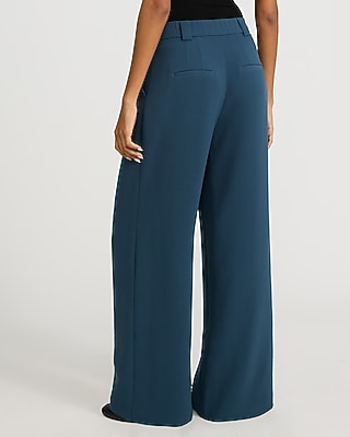 Signature Crepe High Waisted Relaxed Trouser