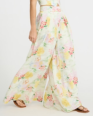 Floral High Waisted Pleated Ultra Wide Leg Pant