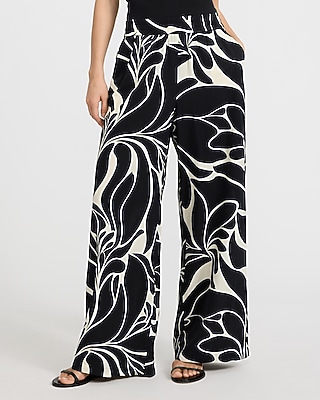 Textured Floral High Waisted Pull On Wide Leg Pant