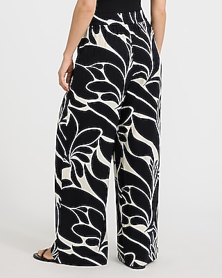 Textured Floral High Waisted Pull On Wide Leg Pant
