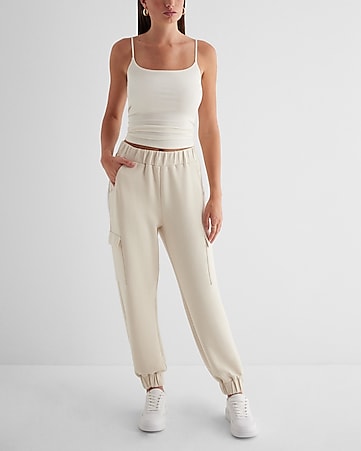Womens Joggers With Utility Pockets And Top Lounge Set Cream –