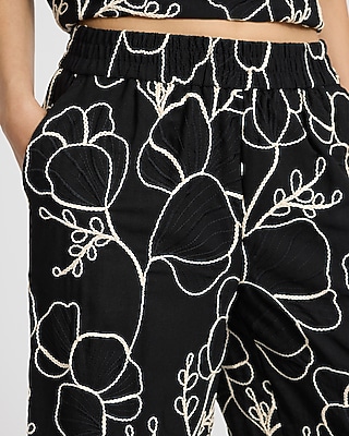Floral Embroidered High Waisted Pull On Pant