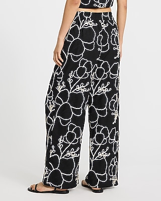 Floral Embroidered High Waisted Pull On Pant