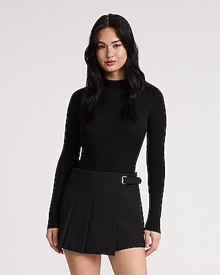Studio Stretch Twill High Waisted Buckle Pleated Mini Skort
