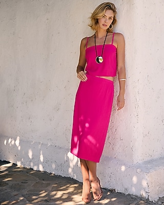 Textured High Waisted Pull On Midi Skirt