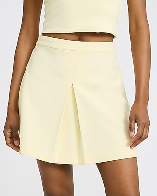 Studio Stretch Twill Super High Waisted Single Pleated Mini Skirt